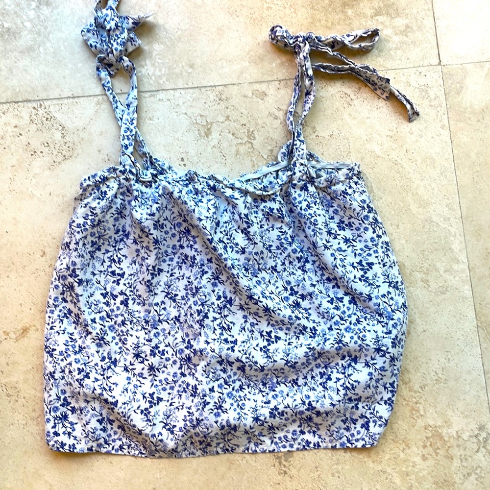 Reformation flowy tank top - Picture 2 of 4